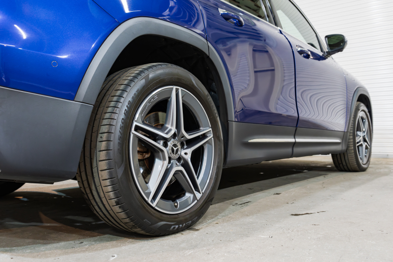 メルセデスベンツ GLB GLB200d 4MATIC AMGﾗｲﾝ ﾚｻﾞｰEXC&ｱﾄﾞﾊﾞﾝｽﾄﾞ&ﾅﾋﾞｹﾞｰｼｮﾝ&ﾚｰﾀﾞｰｾｰﾌﾃｨPKG　1ｵ-ﾅ 黒赤革 ｼｰﾄﾋｰﾀｰ ﾊﾟﾉﾗﾏSR MBUXﾅﾋﾞ ﾌﾙｾｸﾞTV 360ｶﾒﾗ HUD ﾏﾙﾁﾋﾞｰﾑLED ﾜｲﾔﾚｽﾁｬｰｼﾞﾝｸﾞ AMGｴｱﾛ&19ｲﾝﾁAW　2年保証