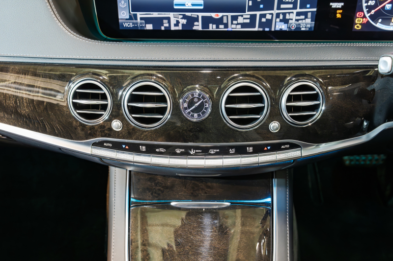 メルセデスベンツ Sクラス S400d AMGﾗｲﾝﾌﾟﾗｽ ﾚｻﾞｰｴｸｽｸﾙｰｼﾌﾞ&ﾚｰﾀﾞｰｾｰﾌﾃｨPKG　後期 黒ﾅｯﾊﾟ革 ﾋｰﾀｰ&ｸｰﾗｰ ﾊﾟﾉﾗﾏSR ﾅﾋﾞTV 360ｶﾒﾗ HUD CarPlay ﾀﾞｲﾅﾐｯｸｼｰﾄ ﾘﾗｸｾﾞｰｼｮﾝ機能 ｴｱﾊﾞﾗﾝｽP ﾏﾙﾁﾋﾞｰﾑLED AMGｴｱﾛ&20AW　2年保証