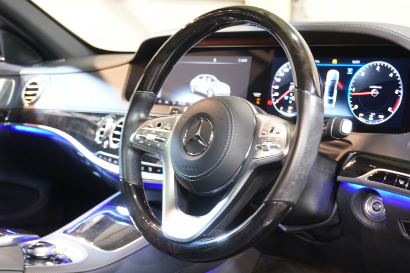 メルセデスベンツ Sクラス S400d AMGﾗｲﾝﾌﾟﾗｽ ﾚｻﾞｰｴｸｽｸﾙｰｼﾌﾞ&ﾚｰﾀﾞｰｾｰﾌﾃｨPKG　後期 黒ﾅｯﾊﾟ革 ﾋｰﾀｰ&ｸｰﾗｰ ﾊﾟﾉﾗﾏSR ﾅﾋﾞTV 360ｶﾒﾗ HUD CarPlay ﾀﾞｲﾅﾐｯｸｼｰﾄ ﾘﾗｸｾﾞｰｼｮﾝ機能 ｴｱﾊﾞﾗﾝｽP ﾏﾙﾁﾋﾞｰﾑLED AMGｴｱﾛ&20AW　2年保証