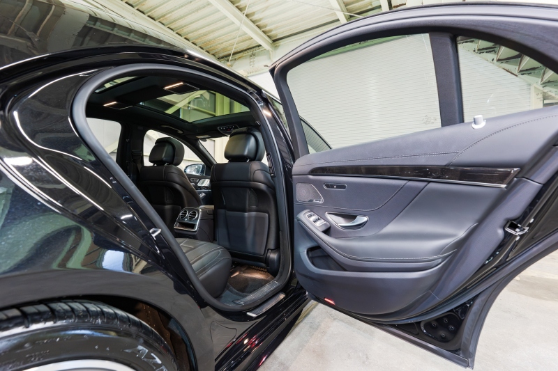 メルセデスベンツ Sクラス S400d AMGﾗｲﾝﾌﾟﾗｽ ﾚｻﾞｰｴｸｽｸﾙｰｼﾌﾞ&ﾚｰﾀﾞｰｾｰﾌﾃｨPKG　後期 黒ﾅｯﾊﾟ革 ﾋｰﾀｰ&ｸｰﾗｰ ﾊﾟﾉﾗﾏSR ﾅﾋﾞTV 360ｶﾒﾗ HUD CarPlay ﾀﾞｲﾅﾐｯｸｼｰﾄ ﾘﾗｸｾﾞｰｼｮﾝ機能 ｴｱﾊﾞﾗﾝｽP ﾏﾙﾁﾋﾞｰﾑLED AMGｴｱﾛ&20AW　2年保証