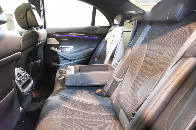 メルセデスベンツ Sクラス S400d AMGﾗｲﾝﾌﾟﾗｽ ﾚｻﾞｰｴｸｽｸﾙｰｼﾌﾞ&ﾚｰﾀﾞｰｾｰﾌﾃｨPKG　後期 黒ﾅｯﾊﾟ革 ﾋｰﾀｰ&ｸｰﾗｰ ﾊﾟﾉﾗﾏSR ﾅﾋﾞTV 360ｶﾒﾗ HUD CarPlay ﾀﾞｲﾅﾐｯｸｼｰﾄ ﾘﾗｸｾﾞｰｼｮﾝ機能 ｴｱﾊﾞﾗﾝｽP ﾏﾙﾁﾋﾞｰﾑLED AMGｴｱﾛ&20AW　2年保証