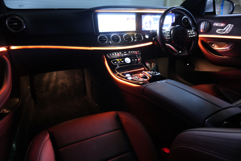 メルセデスベンツ Eクラス E200 ｽﾃｰｼｮﾝﾜｺﾞﾝ AVG AMGﾗｲﾝ ｴｸｽｸﾙｰｼﾌﾞ&ﾚｰﾀﾞｰｾｰﾌﾃｨPKG　中期ﾓﾃﾞﾙ BSG搭載 黒革 ｼｰﾄﾋｰﾀｰ 純正ﾅﾋﾞTV CarPlay ﾍｯﾄﾞｱｯﾌﾟD 360ｶﾒﾗ ﾌﾞﾙﾒｽﾀｰ ｴｱﾊﾞﾗﾝｽP ﾏﾙﾁﾋﾞｰﾑLED AMGｴｱﾛ&19AW　2年保証