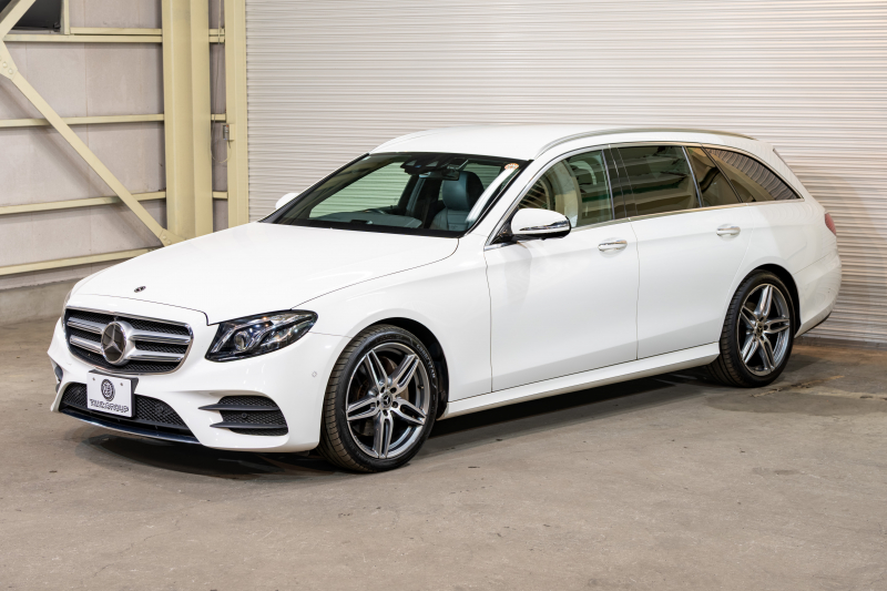 メルセデスベンツ Eクラス E200 ｽﾃｰｼｮﾝﾜｺﾞﾝ AVG AMGﾗｲﾝ ｴｸｽｸﾙｰｼﾌﾞ&ﾚｰﾀﾞｰｾｰﾌﾃｨPKG　中期ﾓﾃﾞﾙ BSG搭載 黒革 ｼｰﾄﾋｰﾀｰ 純正ﾅﾋﾞTV CarPlay ﾍｯﾄﾞｱｯﾌﾟD 360ｶﾒﾗ ﾌﾞﾙﾒｽﾀｰ ｴｱﾊﾞﾗﾝｽP ﾏﾙﾁﾋﾞｰﾑLED AMGｴｱﾛ&19AW　2年保証