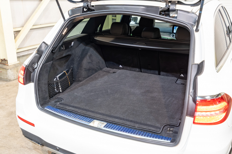 メルセデスベンツ Eクラス E200 ｽﾃｰｼｮﾝﾜｺﾞﾝ AVG AMGﾗｲﾝ ｴｸｽｸﾙｰｼﾌﾞ&ﾚｰﾀﾞｰｾｰﾌﾃｨPKG　中期ﾓﾃﾞﾙ BSG搭載 黒革 ｼｰﾄﾋｰﾀｰ 純正ﾅﾋﾞTV CarPlay ﾍｯﾄﾞｱｯﾌﾟD 360ｶﾒﾗ ﾌﾞﾙﾒｽﾀｰ ｴｱﾊﾞﾗﾝｽP ﾏﾙﾁﾋﾞｰﾑLED AMGｴｱﾛ&19AW　2年保証