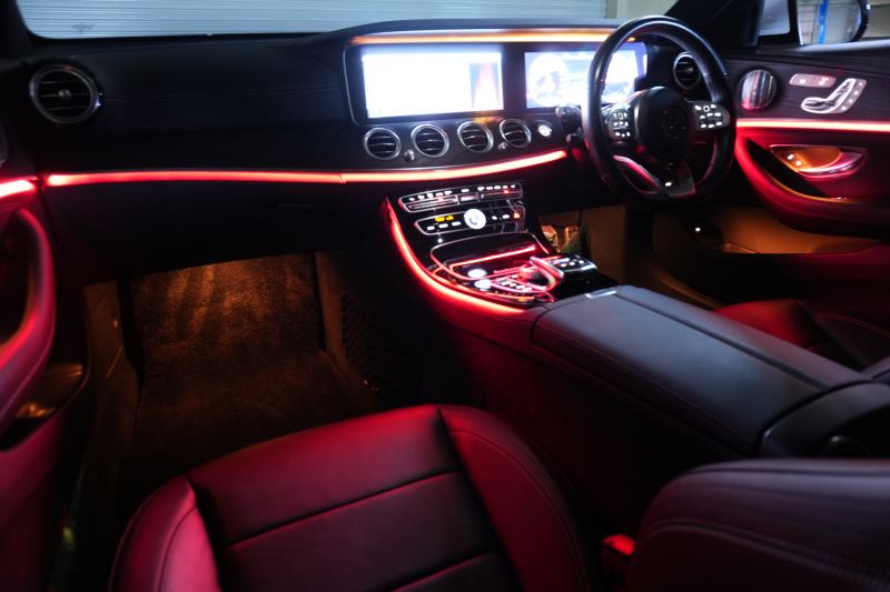 メルセデスベンツ Eクラス E200 ｽﾃｰｼｮﾝﾜｺﾞﾝ AVG AMGﾗｲﾝ ｴｸｽｸﾙｰｼﾌﾞ&ﾚｰﾀﾞｰｾｰﾌﾃｨPKG　中期ﾓﾃﾞﾙ BSG搭載 黒革 ｼｰﾄﾋｰﾀｰ 純正ﾅﾋﾞTV CarPlay ﾍｯﾄﾞｱｯﾌﾟD 360ｶﾒﾗ ﾌﾞﾙﾒｽﾀｰ ｴｱﾊﾞﾗﾝｽP ﾏﾙﾁﾋﾞｰﾑLED AMGｴｱﾛ&19AW　2年保証