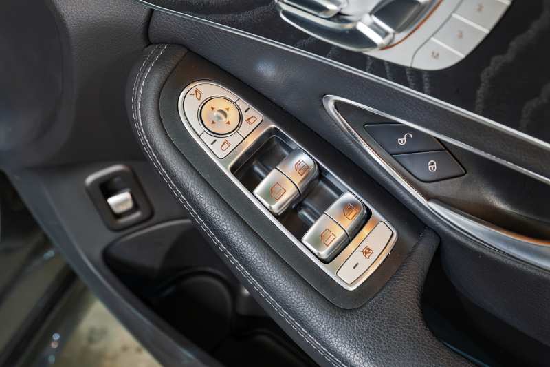 メルセデスベンツ Cクラス C220d ｽﾃｰｼｮﾝﾜｺﾞﾝ ﾛｰﾚｳｽED  ｽﾎﾟｰﾂﾌﾟﾗｽPKG ﾚｻﾞｰEXC ﾚｰﾀﾞｰｾｰﾌﾃｨPKG　後期 特別仕様 黒革 ﾋｰﾀｰ&ｸｰﾗｰ 純正ﾅﾋﾞ ﾌﾙｾｸﾞTV carplay 360ｶﾒﾗ ﾌﾞﾙﾒｽﾀｰ ﾍｯﾄﾞｱｯﾌﾟD AMGｴｱﾛ&18AW　2年保証