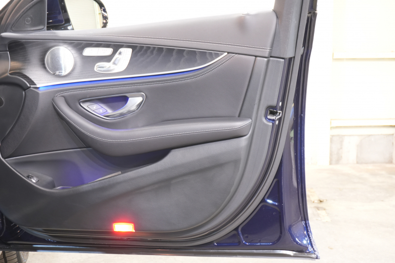 メルセデスベンツ Eクラス E250ﾜｺﾞﾝ AVGｽﾎﾟｰﾂ ｴｸｽｸﾙｰｼﾌﾞPKG ﾚｰﾀﾞｰSP　中期 黒革 ﾊﾟﾉﾗﾏSR ﾅﾋﾞTV Meｺﾈ carplay ﾌﾞﾙﾒｽﾀｰ ﾍｯﾄﾞｱｯﾌﾟD ｴｱﾊﾞﾗﾝｽP 自動ﾄﾗﾝｸ ﾌｯﾄｵｰﾌﾟﾅｰ Newﾃﾞｻﾞｲﾝｽﾃｱ　2年保証