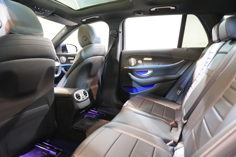 メルセデスベンツ Eクラス E250ﾜｺﾞﾝ AVGｽﾎﾟｰﾂ ｴｸｽｸﾙｰｼﾌﾞPKG ﾚｰﾀﾞｰSP　中期 黒革 ﾊﾟﾉﾗﾏSR ﾅﾋﾞTV Meｺﾈ carplay ﾌﾞﾙﾒｽﾀｰ ﾍｯﾄﾞｱｯﾌﾟD ｴｱﾊﾞﾗﾝｽP 自動ﾄﾗﾝｸ ﾌｯﾄｵｰﾌﾟﾅｰ Newﾃﾞｻﾞｲﾝｽﾃｱ　2年保証