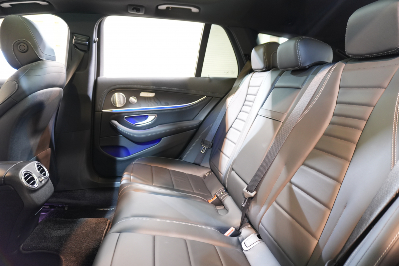 メルセデスベンツ Eクラス E250ﾜｺﾞﾝ AVGｽﾎﾟｰﾂ ｴｸｽｸﾙｰｼﾌﾞPKG ﾚｰﾀﾞｰSP　中期 黒革 ﾊﾟﾉﾗﾏSR ﾅﾋﾞTV Meｺﾈ carplay ﾌﾞﾙﾒｽﾀｰ ﾍｯﾄﾞｱｯﾌﾟD ｴｱﾊﾞﾗﾝｽP 自動ﾄﾗﾝｸ ﾌｯﾄｵｰﾌﾟﾅｰ Newﾃﾞｻﾞｲﾝｽﾃｱ　2年保証