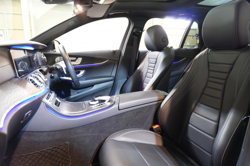 メルセデスベンツ Eクラス E250ﾜｺﾞﾝ AVGｽﾎﾟｰﾂ ｴｸｽｸﾙｰｼﾌﾞPKG ﾚｰﾀﾞｰSP　中期 黒革 ﾊﾟﾉﾗﾏSR ﾅﾋﾞTV Meｺﾈ carplay ﾌﾞﾙﾒｽﾀｰ ﾍｯﾄﾞｱｯﾌﾟD ｴｱﾊﾞﾗﾝｽP 自動ﾄﾗﾝｸ ﾌｯﾄｵｰﾌﾟﾅｰ Newﾃﾞｻﾞｲﾝｽﾃｱ　2年保証