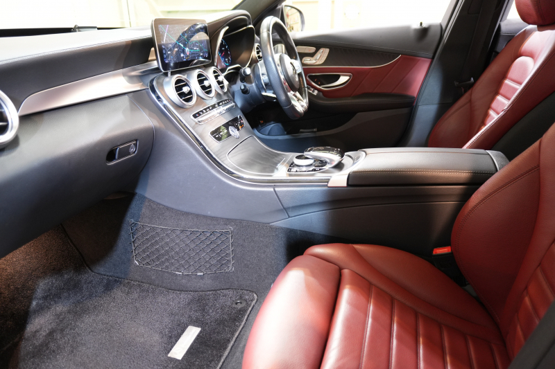 AMG Cクラス C43 4MATIC ﾚｰﾀﾞｰSP　後期 赤革 ｼｰﾄﾋｰﾀｰ ﾊﾟﾉﾗﾏSR ﾅﾋﾞTV CarPlay ﾍｯﾄﾞｱｯﾌﾟD ﾌﾞﾙﾒｽﾀｰ Bｶﾒﾗ 自動ﾄﾗﾝｸ&ﾊﾝｽﾞﾌﾘｰA ｴｱﾊﾞﾗﾝｽPKG 19ｲﾝﾁAW　2年保証