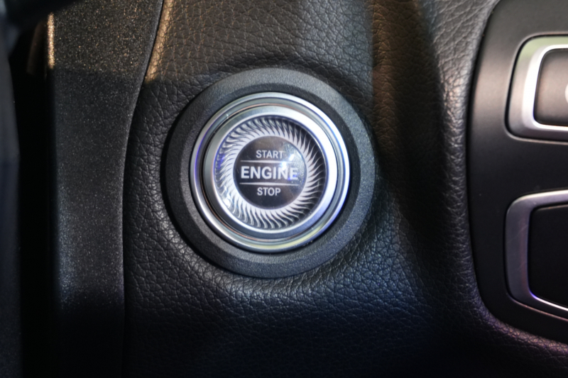 AMG Cクラス C43 4MATIC ﾚｰﾀﾞｰSP　後期 赤革 ｼｰﾄﾋｰﾀｰ ﾊﾟﾉﾗﾏSR ﾅﾋﾞTV CarPlay ﾍｯﾄﾞｱｯﾌﾟD ﾌﾞﾙﾒｽﾀｰ Bｶﾒﾗ 自動ﾄﾗﾝｸ&ﾊﾝｽﾞﾌﾘｰA ｴｱﾊﾞﾗﾝｽPKG 19ｲﾝﾁAW　2年保証