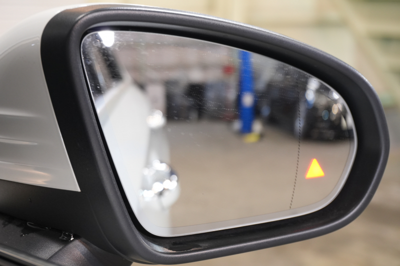 メルセデスベンツ Aクラス A180 ｽﾀｲﾙ ｾﾀﾞﾝ AMGﾗｲﾝ&ﾚｻﾞｰｴｸｽｸﾙｰｼﾌﾞ&ｱﾄﾞﾊﾞﾝｽﾄﾞ&ﾅﾋﾞｹﾞｰｼｮﾝ&ﾚｰﾀﾞｰｾｰﾌﾃｨPKG　1ｵﾅ 赤/黒革 ﾊﾟﾉﾗﾏSR MBUXﾅﾋﾞ ﾌﾙｾｸﾞ 360ｶﾒﾗ ｱﾄﾞﾊﾞﾝｽﾄﾞｽﾋﾟｰｶｰ ﾍｯﾄﾞｱｯﾌﾟD ｱﾝﾋﾞｴﾝﾄﾗｲﾄ AMGｴｱﾛ&18AW　2年保証