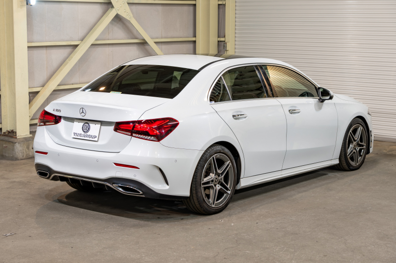 メルセデスベンツ Aクラス A180 ｽﾀｲﾙ ｾﾀﾞﾝ AMGﾗｲﾝ&ﾚｻﾞｰｴｸｽｸﾙｰｼﾌﾞ&ｱﾄﾞﾊﾞﾝｽﾄﾞ&ﾅﾋﾞｹﾞｰｼｮﾝ&ﾚｰﾀﾞｰｾｰﾌﾃｨPKG　1ｵﾅ 赤/黒革 ﾊﾟﾉﾗﾏSR MBUXﾅﾋﾞ ﾌﾙｾｸﾞ 360ｶﾒﾗ ｱﾄﾞﾊﾞﾝｽﾄﾞｽﾋﾟｰｶｰ ﾍｯﾄﾞｱｯﾌﾟD ｱﾝﾋﾞｴﾝﾄﾗｲﾄ AMGｴｱﾛ&18AW　2年保証