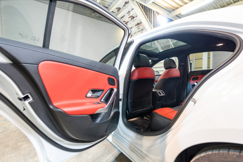 メルセデスベンツ Aクラス A180 ｽﾀｲﾙ ｾﾀﾞﾝ AMGﾗｲﾝ&ﾚｻﾞｰｴｸｽｸﾙｰｼﾌﾞ&ｱﾄﾞﾊﾞﾝｽﾄﾞ&ﾅﾋﾞｹﾞｰｼｮﾝ&ﾚｰﾀﾞｰｾｰﾌﾃｨPKG　1ｵﾅ 赤/黒革 ﾊﾟﾉﾗﾏSR MBUXﾅﾋﾞ ﾌﾙｾｸﾞ 360ｶﾒﾗ ｱﾄﾞﾊﾞﾝｽﾄﾞｽﾋﾟｰｶｰ ﾍｯﾄﾞｱｯﾌﾟD ｱﾝﾋﾞｴﾝﾄﾗｲﾄ AMGｴｱﾛ&18AW　2年保証