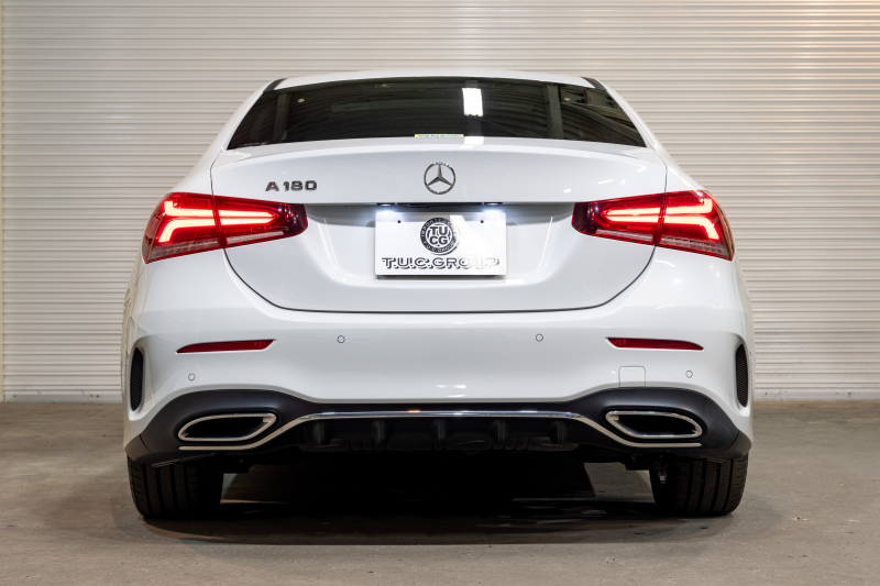 メルセデスベンツ Aクラス A180 ｽﾀｲﾙ ｾﾀﾞﾝ AMGﾗｲﾝ&ﾚｻﾞｰｴｸｽｸﾙｰｼﾌﾞ&ｱﾄﾞﾊﾞﾝｽﾄﾞ&ﾅﾋﾞｹﾞｰｼｮﾝ&ﾚｰﾀﾞｰｾｰﾌﾃｨPKG　1ｵﾅ 赤/黒革 ﾊﾟﾉﾗﾏSR MBUXﾅﾋﾞ ﾌﾙｾｸﾞ 360ｶﾒﾗ ｱﾄﾞﾊﾞﾝｽﾄﾞｽﾋﾟｰｶｰ ﾍｯﾄﾞｱｯﾌﾟD ｱﾝﾋﾞｴﾝﾄﾗｲﾄ AMGｴｱﾛ&18AW　2年保証