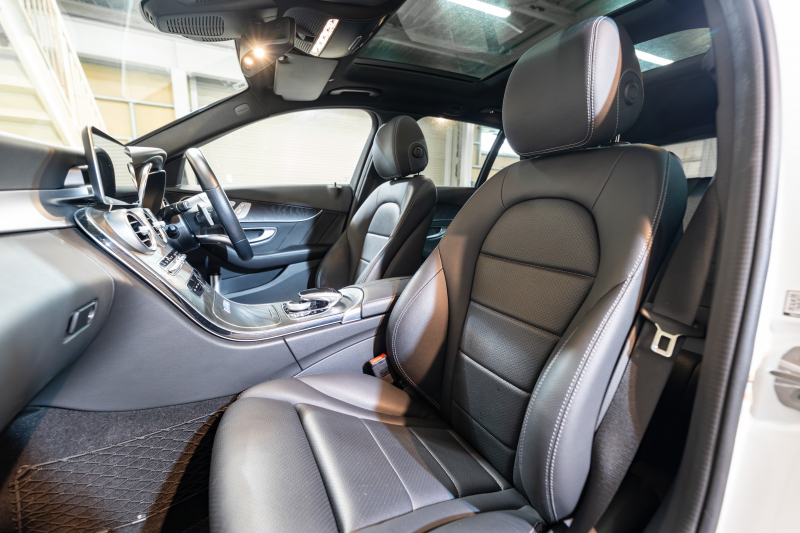 メルセデスベンツ Cクラス C200 4MATIC ﾜｺﾞﾝ ﾛｰﾚｳｽED ｽﾎﾟｰﾂﾌﾟﾗｽPKG　BSG搭載 後期 黒革 ﾊﾟﾉﾗﾏSR 純正ﾅﾋﾞ ﾌﾙｾｸﾞ Bｶﾒ ﾍｯﾄﾞｱｯﾌﾟD 自動ﾄﾗﾝｸ ﾌｯﾄｵｰﾌﾟﾅｰ AMGｴｱﾛ＆18ｲﾝﾁAW　2年保証