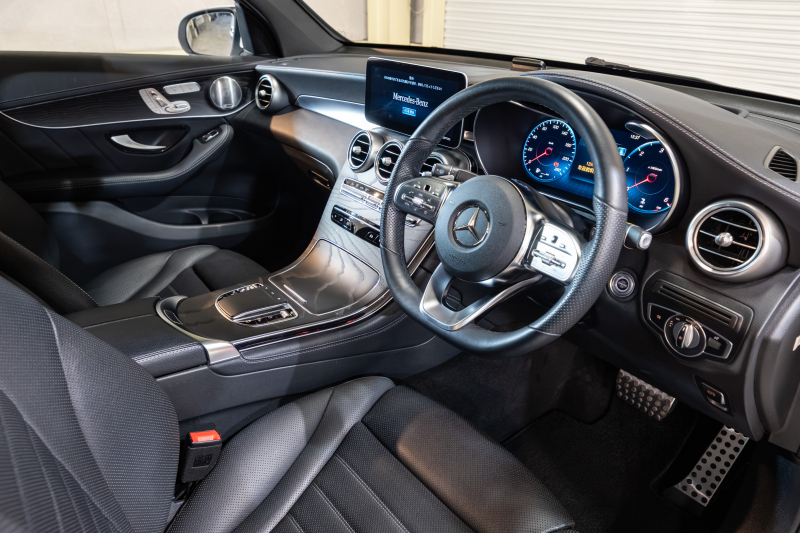 メルセデスベンツ GLCクーペ GLC220d 4MATICｸｰﾍﾟ AMGﾗｲﾝ ﾚｻﾞｰEXC&ﾚｰﾀﾞｰSP　後期ﾓﾃﾞﾙ 黒革 ｼｰﾄﾋｰﾀｰ&ｸｰﾗｰ MBUXﾅﾋﾞ ﾌﾙｾｸﾞTV ﾍｯﾄﾞｱｯﾌﾟD 360ｶﾒﾗ Burmester ﾏﾙﾁﾋﾞｰﾑLED 自動Rｹﾞｰﾄ&ﾊﾝｽﾞﾌﾘｰA ｴｱｻｽ AMGｴｱﾛ&19ｲﾝﾁAW　2年保証