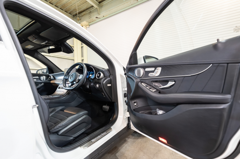 メルセデスベンツ GLCクーペ GLC220d 4MATICｸｰﾍﾟ AMGﾗｲﾝ ﾚｻﾞｰEXC&ﾚｰﾀﾞｰSP　後期ﾓﾃﾞﾙ 黒革 ｼｰﾄﾋｰﾀｰ&ｸｰﾗｰ MBUXﾅﾋﾞ ﾌﾙｾｸﾞTV ﾍｯﾄﾞｱｯﾌﾟD 360ｶﾒﾗ Burmester ﾏﾙﾁﾋﾞｰﾑLED 自動Rｹﾞｰﾄ&ﾊﾝｽﾞﾌﾘｰA ｴｱｻｽ AMGｴｱﾛ&19ｲﾝﾁAW　2年保証