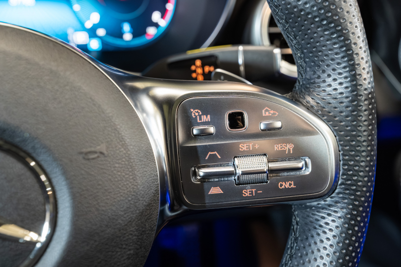 メルセデスベンツ GLCクーペ GLC220d 4MATICｸｰﾍﾟ AMGﾗｲﾝ ﾚｻﾞｰEXC&ﾚｰﾀﾞｰSP　後期ﾓﾃﾞﾙ 黒革 ｼｰﾄﾋｰﾀｰ&ｸｰﾗｰ MBUXﾅﾋﾞ ﾌﾙｾｸﾞTV ﾍｯﾄﾞｱｯﾌﾟD 360ｶﾒﾗ Burmester ﾏﾙﾁﾋﾞｰﾑLED 自動Rｹﾞｰﾄ&ﾊﾝｽﾞﾌﾘｰA ｴｱｻｽ AMGｴｱﾛ&19ｲﾝﾁAW　2年保証