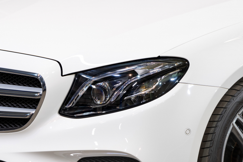 メルセデスベンツ Eクラス E220d AVG ｽﾎﾟｰﾂ ﾚｻﾞｰEXC ﾚｰﾀﾞｰSP　黒革 ｼｰﾄﾋｰﾀｰ ﾊﾟﾉﾗﾏSR 純正ﾅﾋﾞ ﾌﾙｾｸﾞTV 360ｶﾒﾗ CarPlay ﾌﾞﾙﾒｽﾀｰ ｴｱﾊﾞﾗﾝｽP ﾏﾙﾁﾋﾞｰﾑLED ﾏﾙﾁｶﾗｰｱﾝﾋﾞｴﾝﾄﾗｲﾄ AMGｴｱﾛ&19AW　2年保証