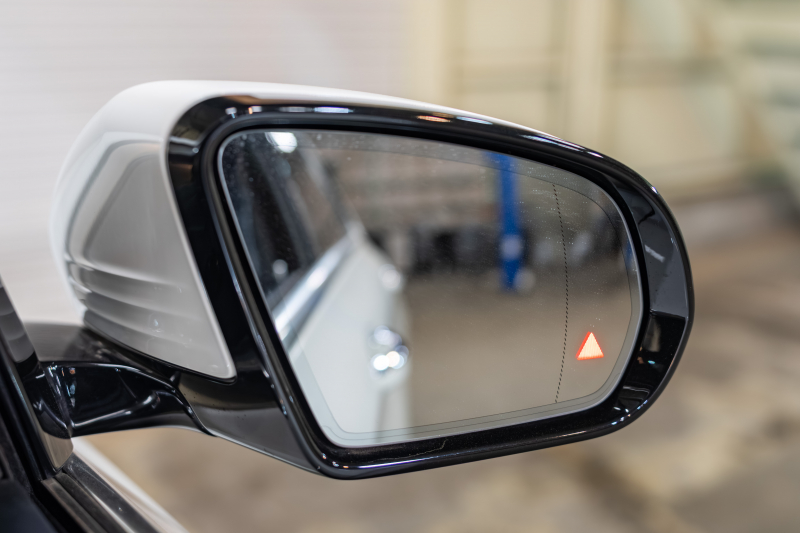 メルセデスベンツ Eクラス E220d AVG ｽﾎﾟｰﾂ ﾚｻﾞｰEXC ﾚｰﾀﾞｰSP　黒革 ｼｰﾄﾋｰﾀｰ ﾊﾟﾉﾗﾏSR 純正ﾅﾋﾞ ﾌﾙｾｸﾞTV 360ｶﾒﾗ CarPlay ﾌﾞﾙﾒｽﾀｰ ｴｱﾊﾞﾗﾝｽP ﾏﾙﾁﾋﾞｰﾑLED ﾏﾙﾁｶﾗｰｱﾝﾋﾞｴﾝﾄﾗｲﾄ AMGｴｱﾛ&19AW　2年保証