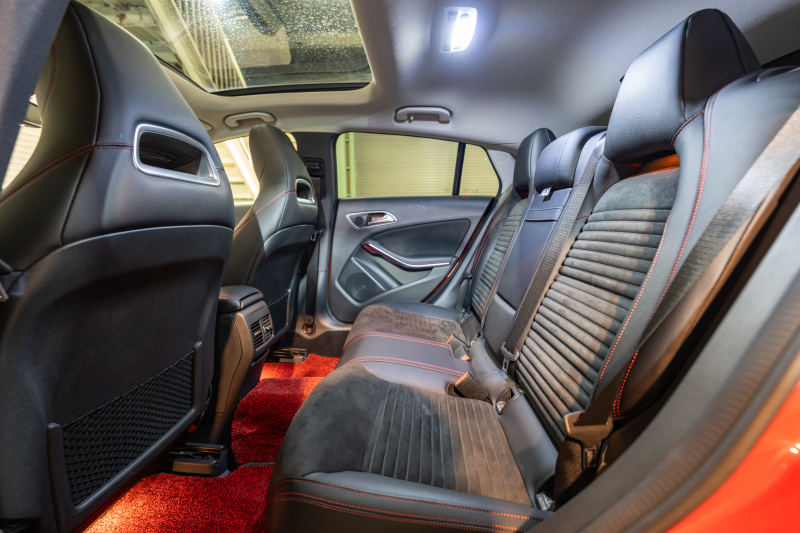 メルセデスベンツ CLAクラス CLA180ｼｭｰﾃｨﾝｸﾞB AMGｽﾀｲﾙ ﾌﾟﾚﾐｱﾑ&ﾚｰﾀﾞｰｾｰﾌﾃｨPKG　後期 ﾚｻﾞｰEINAMICAｼｰﾄ ﾊﾟﾉﾗﾏSR ﾅﾋﾞTV Bｶﾒ harman/kardon 自動ﾃｰﾙｹﾞｰﾄ ACC BSM LCW　2年保証