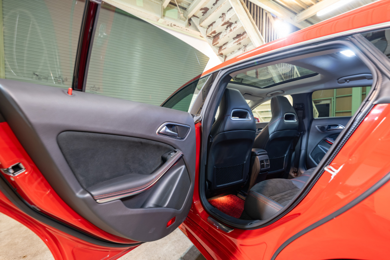 メルセデスベンツ CLAクラス CLA180ｼｭｰﾃｨﾝｸﾞB AMGｽﾀｲﾙ ﾌﾟﾚﾐｱﾑ&ﾚｰﾀﾞｰｾｰﾌﾃｨPKG　後期 ﾚｻﾞｰEINAMICAｼｰﾄ ﾊﾟﾉﾗﾏSR ﾅﾋﾞTV Bｶﾒ harman/kardon 自動ﾃｰﾙｹﾞｰﾄ ACC BSM LCW　2年保証