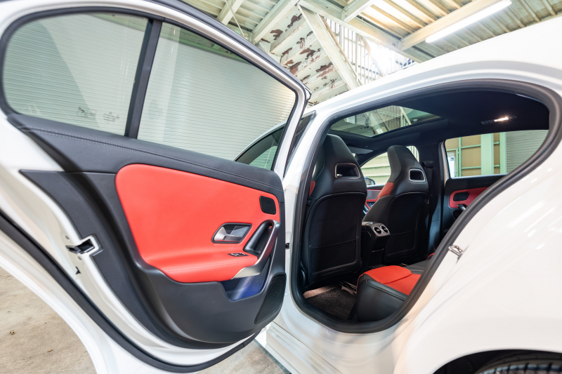 メルセデスベンツ Aクラス A180ｽﾀｲﾙ AMGﾗｲﾝ ｱﾄﾞﾊﾞﾝｽﾄﾞ&ﾚｻﾞｰｴｸｽｸﾙｰｼﾌﾞ&ﾅﾋﾞ&ﾚｰﾀﾞｰｾｰﾌﾃｨPKG　1ｵｰﾅｰ 黒/赤革ｼｰﾄ ﾊﾟﾉﾗﾏSR MBUXﾅﾋﾞ 360ｶﾒﾗ ADVｽﾋﾟｰｶｰ ﾍｯﾄﾞｱｯﾌﾟD ﾏﾙﾁｶﾗｰｱﾝﾋﾞｴﾝﾄﾗｲﾄ ﾏﾙﾁﾋﾞｰﾑLED ACC BSM LCW　2年保証