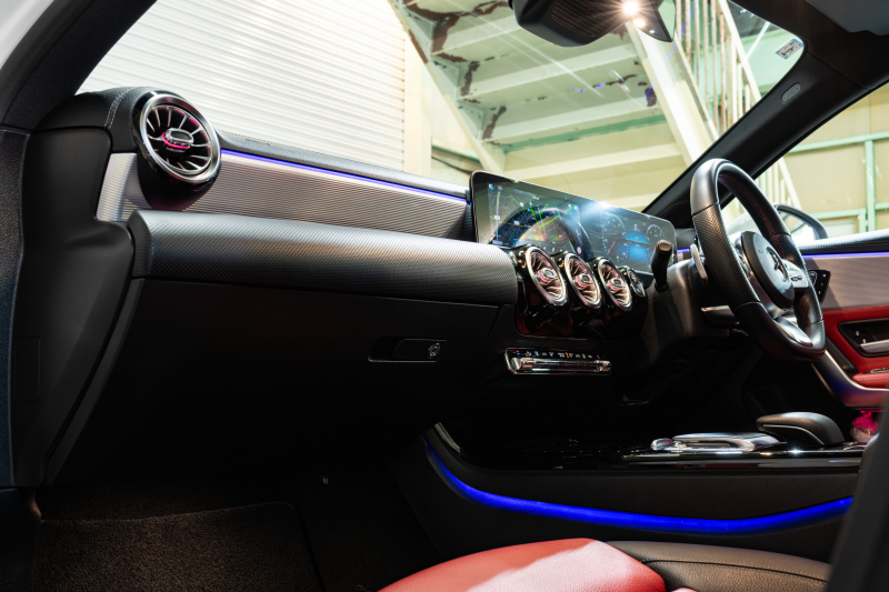 メルセデスベンツ Aクラス A180ｽﾀｲﾙ AMGﾗｲﾝ ｱﾄﾞﾊﾞﾝｽﾄﾞ&ﾚｻﾞｰｴｸｽｸﾙｰｼﾌﾞ&ﾅﾋﾞ&ﾚｰﾀﾞｰｾｰﾌﾃｨPKG　1ｵｰﾅｰ 黒/赤革ｼｰﾄ ﾊﾟﾉﾗﾏSR MBUXﾅﾋﾞ 360ｶﾒﾗ ADVｽﾋﾟｰｶｰ ﾍｯﾄﾞｱｯﾌﾟD ﾏﾙﾁｶﾗｰｱﾝﾋﾞｴﾝﾄﾗｲﾄ ﾏﾙﾁﾋﾞｰﾑLED ACC BSM LCW　2年保証