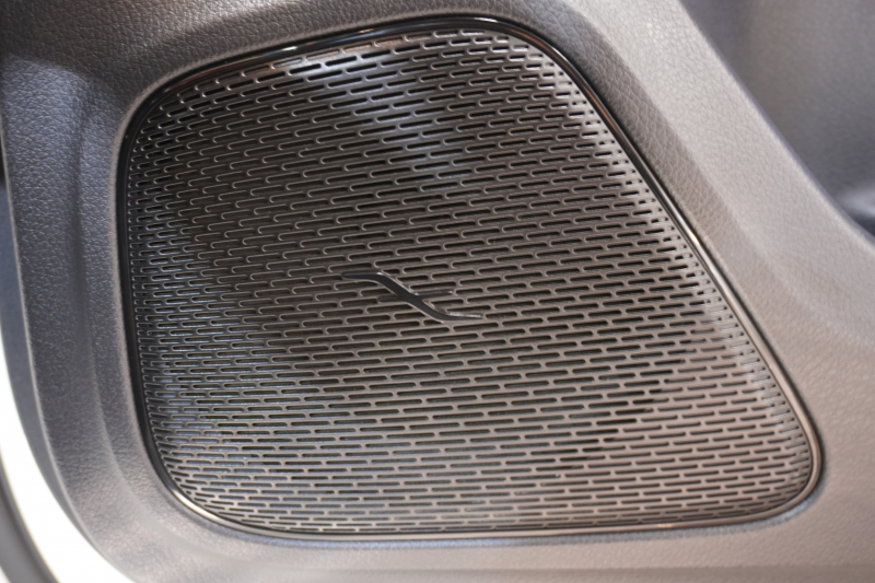 メルセデスベンツ Aクラス A180ｽﾀｲﾙ AMGﾗｲﾝ ｱﾄﾞﾊﾞﾝｽﾄﾞ&ﾚｻﾞｰｴｸｽｸﾙｰｼﾌﾞ&ﾅﾋﾞ&ﾚｰﾀﾞｰｾｰﾌﾃｨPKG　1ｵｰﾅｰ 黒/赤革ｼｰﾄ ﾊﾟﾉﾗﾏSR MBUXﾅﾋﾞ 360ｶﾒﾗ ADVｽﾋﾟｰｶｰ ﾍｯﾄﾞｱｯﾌﾟD ﾏﾙﾁｶﾗｰｱﾝﾋﾞｴﾝﾄﾗｲﾄ ﾏﾙﾁﾋﾞｰﾑLED ACC BSM LCW　2年保証