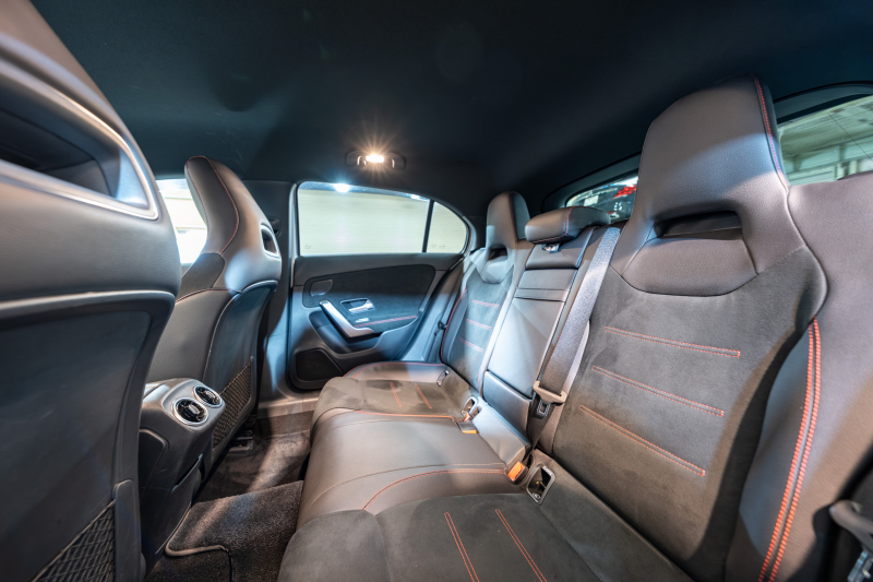 メルセデスベンツ Aクラス A180ｽﾀｲﾙ AMGﾗｲﾝ ｱﾄﾞﾊﾞﾝｽﾄﾞ&ﾅﾋﾞ&ﾚｰﾀﾞｰｾｰﾌﾃｨPKG　黒半革 MBUXﾅﾋﾞ ﾌﾙｾｸﾞ 360ｶﾒ ADVｽﾋﾟｰｶｰ ﾍｯﾄﾞｱｯﾌﾟD ﾏﾙﾁﾋﾞｰﾑLED ﾜｲﾔﾚｽﾁｬｰｼﾞ　2年保証