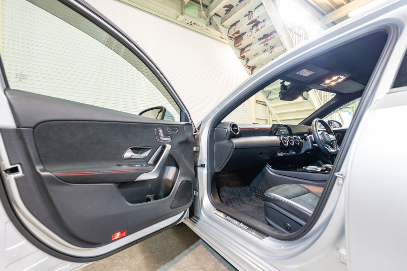 メルセデスベンツ Aクラス A180ｽﾀｲﾙ AMGﾗｲﾝ ｱﾄﾞﾊﾞﾝｽﾄﾞ&ﾅﾋﾞ&ﾚｰﾀﾞｰｾｰﾌﾃｨPKG　黒半革 MBUXﾅﾋﾞ ﾌﾙｾｸﾞ 360ｶﾒ ADVｽﾋﾟｰｶｰ ﾍｯﾄﾞｱｯﾌﾟD ﾏﾙﾁﾋﾞｰﾑLED ﾜｲﾔﾚｽﾁｬｰｼﾞ　2年保証