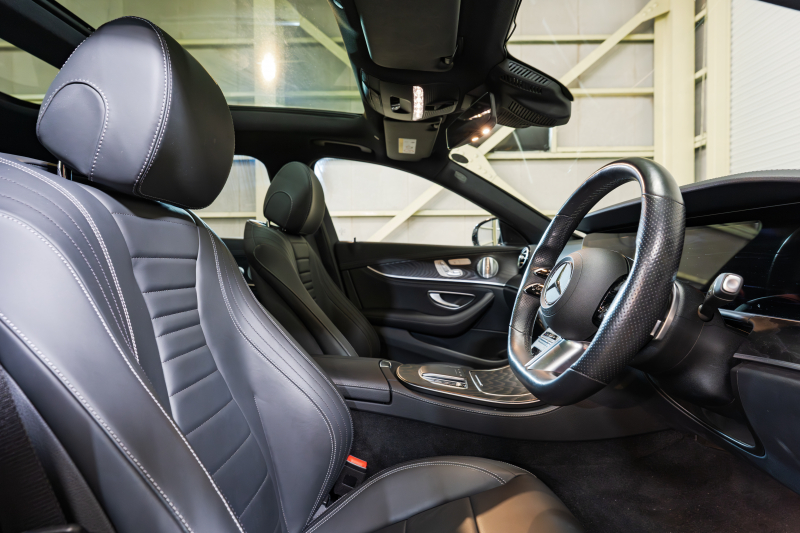 メルセデスベンツ Eクラス E200 ｽﾃｰｼｮﾝﾜｺﾞﾝｽﾎﾟｰﾂ  AMGﾗｲﾝｲﾝﾃﾘｱ&ｴｸｽｸﾙｰｼﾌﾞPKG　後期 BSG搭載 黒ﾅｯﾊﾟ革 ｼｰﾄﾋｰﾀ- ﾊﾟﾉﾗﾏSR MBUXﾅﾋﾞTV HUD CarPlay 360°ｶﾒﾗ ﾌﾞﾙﾒｽﾀｰ ﾏﾙﾁﾋﾞｰﾑLED AMGｴｱﾛ&19ｲﾝﾁAW　2年保証