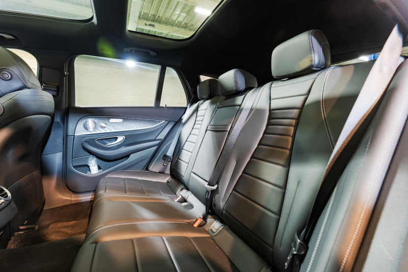 メルセデスベンツ Eクラス E200 ｽﾃｰｼｮﾝﾜｺﾞﾝｽﾎﾟｰﾂ  AMGﾗｲﾝｲﾝﾃﾘｱ&ｴｸｽｸﾙｰｼﾌﾞPKG　後期 BSG搭載 黒ﾅｯﾊﾟ革 ｼｰﾄﾋｰﾀ- ﾊﾟﾉﾗﾏSR MBUXﾅﾋﾞTV HUD CarPlay 360°ｶﾒﾗ ﾌﾞﾙﾒｽﾀｰ ﾏﾙﾁﾋﾞｰﾑLED AMGｴｱﾛ&19ｲﾝﾁAW　2年保証