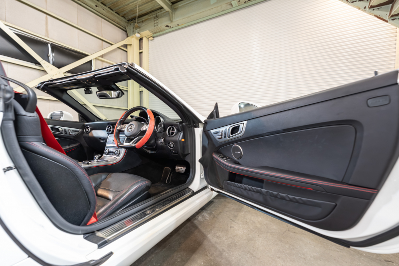 メルセデスベンツ SLCクラス SLC200 ｽﾎﾟｰﾂ ﾚｰﾀﾞｰｾｰﾌﾃｨPKG　黒革 ｼｰﾄﾋｰﾀｰ ｴｱｽｶｰﾌ ﾊﾟﾉﾗﾐｯｸﾊﾞﾘｵﾙｰﾌ 純正ﾅﾋﾞ ﾌﾙｾｸﾞ ｶｰﾌﾟﾚｲ Bｶﾒﾗ harman/kardon AMGｽﾎﾟｰﾂｽﾃｱﾘﾝｸﾞ LEDﾗｲﾄ ｱﾝﾋﾞｴﾝﾄﾗｲﾄ Pｽﾀ AMGｴｱﾛ&18ｲﾝﾁAW　2年保証