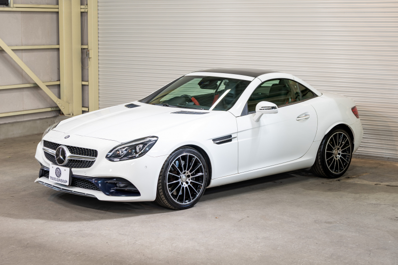 メルセデスベンツ SLCクラス SLC200 ｽﾎﾟｰﾂ ﾚｰﾀﾞｰｾｰﾌﾃｨPKG　黒革 ｼｰﾄﾋｰﾀｰ ｴｱｽｶｰﾌ ﾊﾟﾉﾗﾐｯｸﾊﾞﾘｵﾙｰﾌ 純正ﾅﾋﾞ ﾌﾙｾｸﾞ ｶｰﾌﾟﾚｲ Bｶﾒﾗ harman/kardon AMGｽﾎﾟｰﾂｽﾃｱﾘﾝｸﾞ LEDﾗｲﾄ ｱﾝﾋﾞｴﾝﾄﾗｲﾄ Pｽﾀ AMGｴｱﾛ&18ｲﾝﾁAW　2年保証