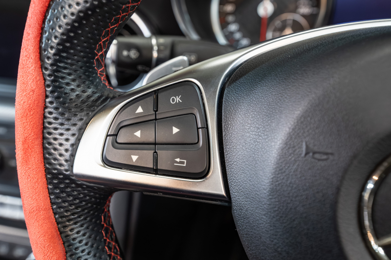 メルセデスベンツ SLCクラス SLC200 ｽﾎﾟｰﾂ ﾚｰﾀﾞｰｾｰﾌﾃｨPKG　黒革 ｼｰﾄﾋｰﾀｰ ｴｱｽｶｰﾌ ﾊﾟﾉﾗﾐｯｸﾊﾞﾘｵﾙｰﾌ 純正ﾅﾋﾞ ﾌﾙｾｸﾞ ｶｰﾌﾟﾚｲ Bｶﾒﾗ harman/kardon AMGｽﾎﾟｰﾂｽﾃｱﾘﾝｸﾞ LEDﾗｲﾄ ｱﾝﾋﾞｴﾝﾄﾗｲﾄ Pｽﾀ AMGｴｱﾛ&18ｲﾝﾁAW　2年保証