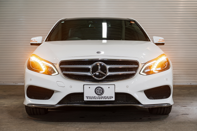 メルセデスベンツ Eクラス E350 AVG AMGｽﾎﾟｰﾂ&ﾚｰﾀﾞｰｾｰﾌﾃｲPKG　 後期ﾓﾃﾞﾙ 黒革 ﾊﾟﾉﾗﾏｻﾝﾙｰﾌ ｼｰﾄﾋｰﾀｰ 純正ﾅﾋﾞ ﾌﾙｾｸﾞTV ﾊﾞｯｸｶﾒﾗ LEDﾍｯﾄﾞﾗｲﾄ AMGｴｱﾛ&18ｲﾝﾁAW　2年保証