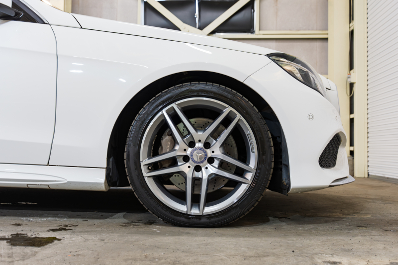 メルセデスベンツ Eクラス E350 AVG AMGｽﾎﾟｰﾂ&ﾚｰﾀﾞｰｾｰﾌﾃｲPKG　 後期ﾓﾃﾞﾙ 黒革 ﾊﾟﾉﾗﾏｻﾝﾙｰﾌ ｼｰﾄﾋｰﾀｰ 純正ﾅﾋﾞ ﾌﾙｾｸﾞTV ﾊﾞｯｸｶﾒﾗ LEDﾍｯﾄﾞﾗｲﾄ AMGｴｱﾛ&18ｲﾝﾁAW　2年保証