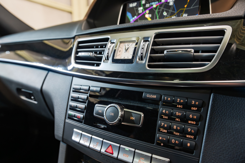 メルセデスベンツ Eクラス E350 AVG AMGｽﾎﾟｰﾂ&ﾚｰﾀﾞｰｾｰﾌﾃｲPKG　 後期ﾓﾃﾞﾙ 黒革 ﾊﾟﾉﾗﾏｻﾝﾙｰﾌ ｼｰﾄﾋｰﾀｰ 純正ﾅﾋﾞ ﾌﾙｾｸﾞTV ﾊﾞｯｸｶﾒﾗ LEDﾍｯﾄﾞﾗｲﾄ AMGｴｱﾛ&18ｲﾝﾁAW　2年保証