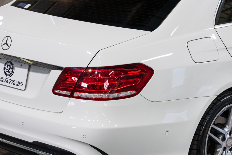 メルセデスベンツ Eクラス E350 AVG AMGｽﾎﾟｰﾂ&ﾚｰﾀﾞｰｾｰﾌﾃｲPKG　 後期ﾓﾃﾞﾙ 黒革 ﾊﾟﾉﾗﾏｻﾝﾙｰﾌ ｼｰﾄﾋｰﾀｰ 純正ﾅﾋﾞ ﾌﾙｾｸﾞTV ﾊﾞｯｸｶﾒﾗ LEDﾍｯﾄﾞﾗｲﾄ AMGｴｱﾛ&18ｲﾝﾁAW　2年保証