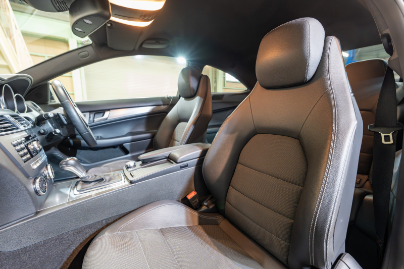 メルセデスベンツ Cクラス C180ｸｰﾍﾟ ﾚｰﾀﾞｰｾｰﾌﾃｨ＆ﾕｰﾃｨﾘﾃｨPKG　黒半革 純正ﾅﾋﾞTV Bｶﾒﾗ ﾊﾟｰｸﾄﾛﾆｯｸ ｷｾﾉﾝ LEDﾄﾞﾗｲﾋﾞﾝｸﾞﾗｲﾄ Pｽﾀ AMGｴｱﾛ＆18AW ﾄﾞﾘﾙﾄﾞﾛｰﾀｰ ﾛｺﾞ入ｷｬﾘﾊﾟｰ　2年保証