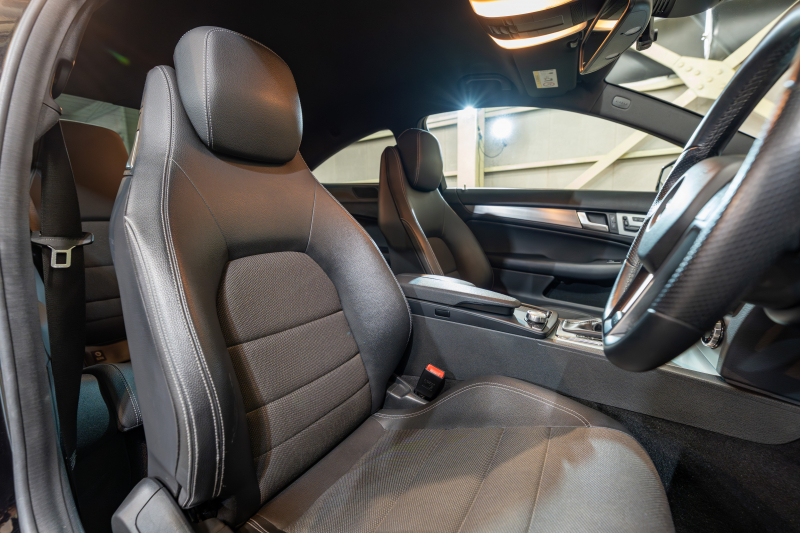 メルセデスベンツ Cクラス C180ｸｰﾍﾟ ﾚｰﾀﾞｰｾｰﾌﾃｨ＆ﾕｰﾃｨﾘﾃｨPKG　黒半革 純正ﾅﾋﾞTV Bｶﾒﾗ ﾊﾟｰｸﾄﾛﾆｯｸ ｷｾﾉﾝ LEDﾄﾞﾗｲﾋﾞﾝｸﾞﾗｲﾄ Pｽﾀ AMGｴｱﾛ＆18AW ﾄﾞﾘﾙﾄﾞﾛｰﾀｰ ﾛｺﾞ入ｷｬﾘﾊﾟｰ　2年保証