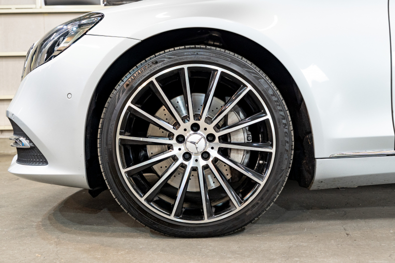 メルセデスベンツ Sクラス S400 ﾚｰﾀﾞｰｾｰﾌﾃｨPKG　後期 黒革 ﾊﾟﾉﾗﾏSR ﾅﾋﾞTV ｲｰｼﾞｰｸﾛｰｼﾞｬｰ 自動ﾄﾗﾝｸ ﾌｯﾄｵｰﾌﾟﾅｰ ｴｱﾊﾞﾗﾝｽP ﾏﾙﾁﾋﾞｰﾑLED　2年保証