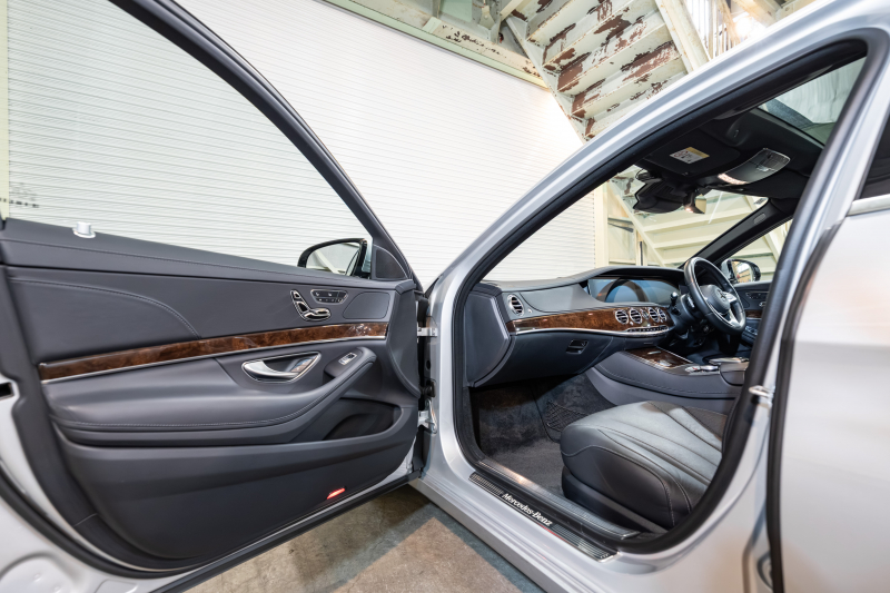 メルセデスベンツ Sクラス S400 ﾚｰﾀﾞｰｾｰﾌﾃｨPKG　後期 黒革 ﾊﾟﾉﾗﾏSR ﾅﾋﾞTV ｲｰｼﾞｰｸﾛｰｼﾞｬｰ 自動ﾄﾗﾝｸ ﾌｯﾄｵｰﾌﾟﾅｰ ｴｱﾊﾞﾗﾝｽP ﾏﾙﾁﾋﾞｰﾑLED　2年保証