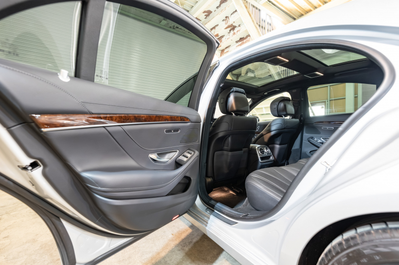 メルセデスベンツ Sクラス S400 ﾚｰﾀﾞｰｾｰﾌﾃｨPKG　後期 黒革 ﾊﾟﾉﾗﾏSR ﾅﾋﾞTV ｲｰｼﾞｰｸﾛｰｼﾞｬｰ 自動ﾄﾗﾝｸ ﾌｯﾄｵｰﾌﾟﾅｰ ｴｱﾊﾞﾗﾝｽP ﾏﾙﾁﾋﾞｰﾑLED　2年保証