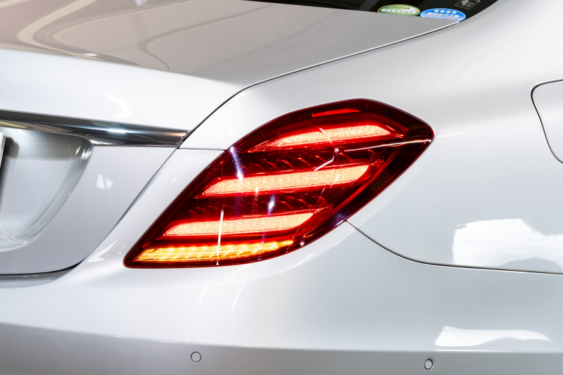 メルセデスベンツ Sクラス S400 ﾚｰﾀﾞｰｾｰﾌﾃｨPKG　後期 黒革 ﾊﾟﾉﾗﾏSR ﾅﾋﾞTV ｲｰｼﾞｰｸﾛｰｼﾞｬｰ 自動ﾄﾗﾝｸ ﾌｯﾄｵｰﾌﾟﾅｰ ｴｱﾊﾞﾗﾝｽP ﾏﾙﾁﾋﾞｰﾑLED　2年保証