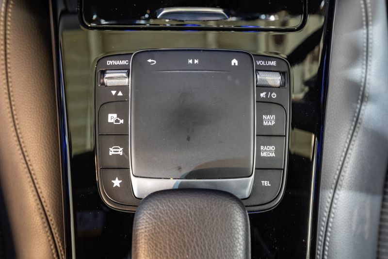 メルセデスベンツ CLAクラス CLA200dｼｭｰﾃｨﾝｸﾞﾌﾞﾚｰｸ ﾚｰﾀﾞｰｾｰﾌﾃｨPKG　Pｽﾀ 黒半革 ﾒﾓﾘｰPｼｰﾄ ﾋｰﾀｰ ﾅﾋﾞTV Bｶﾒﾗ LEDﾍｯﾄﾞﾗｲﾄ ﾜｲﾔﾚｽﾁｬｰｼﾞﾝｸﾞ 自動Rｹﾞｰﾄ/ﾊﾝｽﾞﾌﾘｰA　2年保証