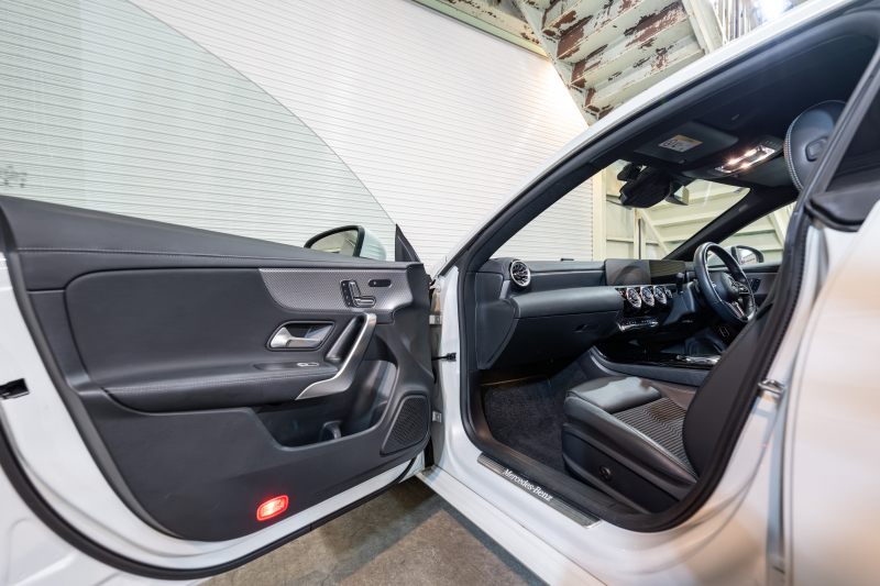 メルセデスベンツ CLAクラス CLA200dｼｭｰﾃｨﾝｸﾞﾌﾞﾚｰｸ ﾚｰﾀﾞｰｾｰﾌﾃｨPKG　Pｽﾀ 黒半革 ﾒﾓﾘｰPｼｰﾄ ﾋｰﾀｰ ﾅﾋﾞTV Bｶﾒﾗ LEDﾍｯﾄﾞﾗｲﾄ ﾜｲﾔﾚｽﾁｬｰｼﾞﾝｸﾞ 自動Rｹﾞｰﾄ/ﾊﾝｽﾞﾌﾘｰA　2年保証